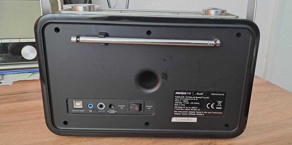 Radio MENUETT cu Bluetooth/NFC/Dab/FM