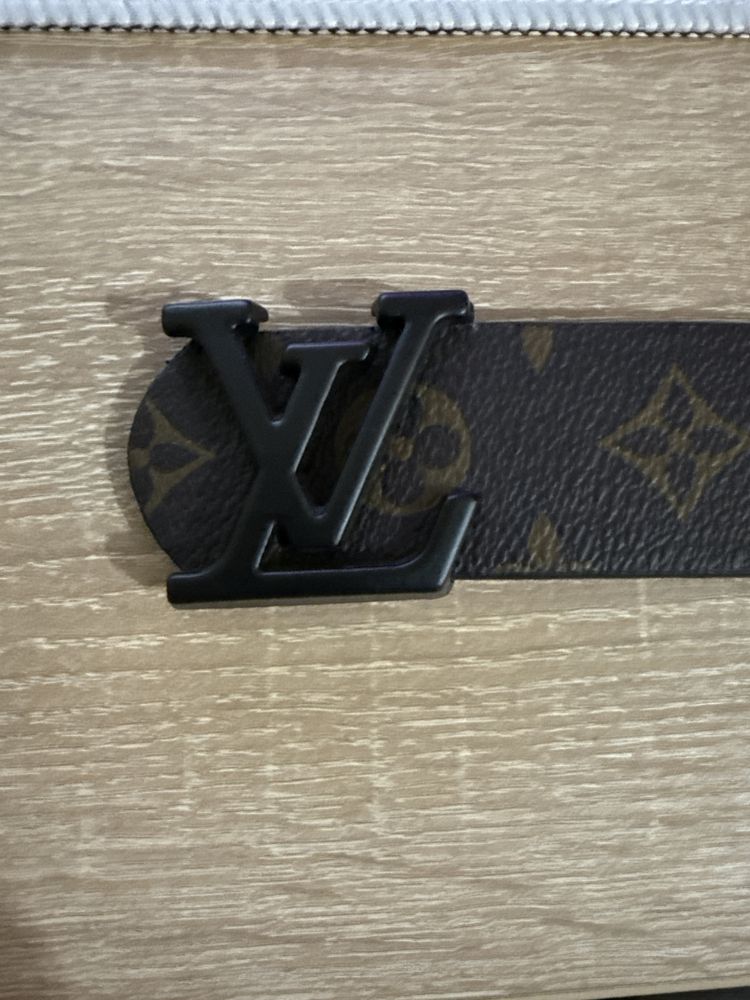 Louis vuitton belt