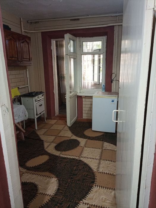 Uy Sotiladi Ugam ga yaqin joyda