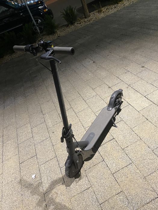 Vănd trotinetă electrică