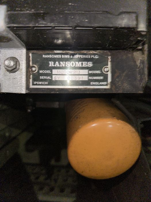 Tractoras Ransomes 213 hidrostatic