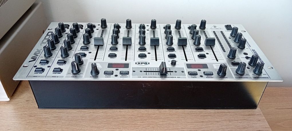 Mixer profesional dj Behringer Pro VMX 1000