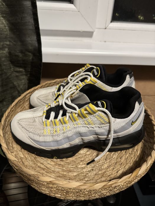 Nike Air Max 95 Wolf Grey Tour Yellow