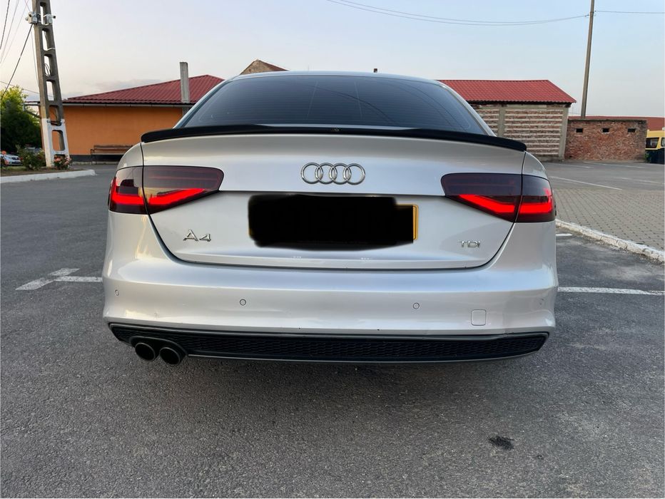 Dezmembrez Audi A4 B8.5 Facelift