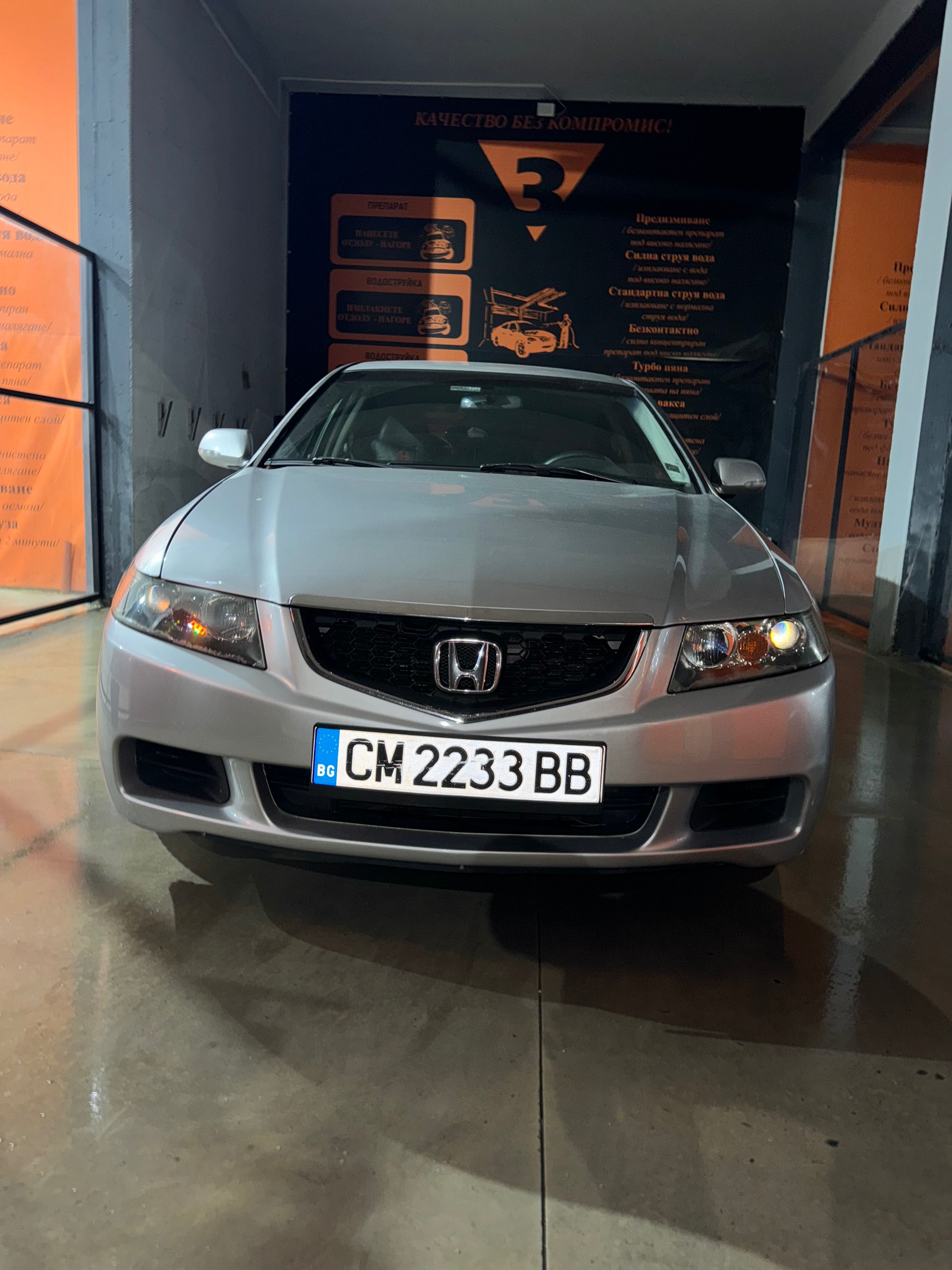 Honda accord 7gen 2.2 2006 година дава се на части