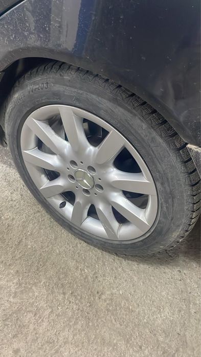 Продаю диск 18 шины новые зима