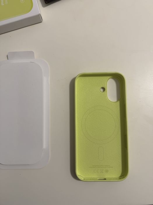 Husa Apple iPhone 17 originale