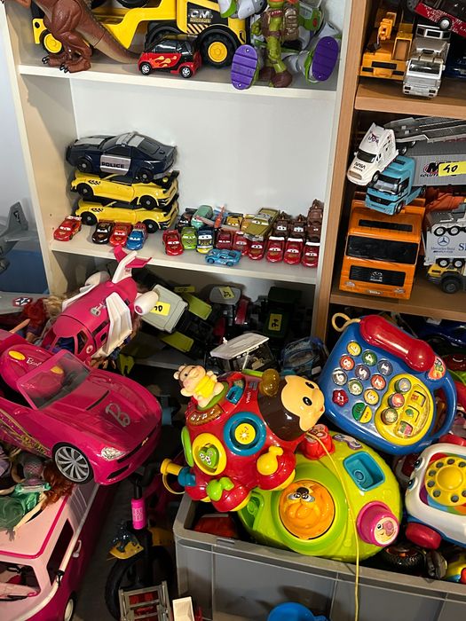 Jucari in stare foarte buna Bruder/Cars/Barbie