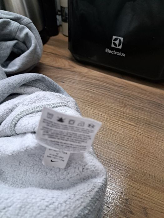 Pantaloni si hanorac Nike pt 10-11 ani