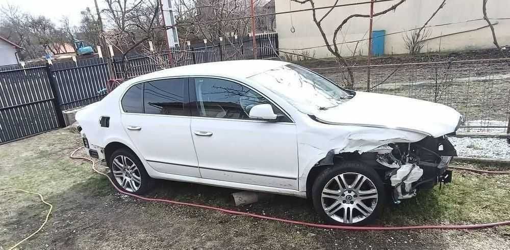 Orice piesă pt Superb 2 4x4