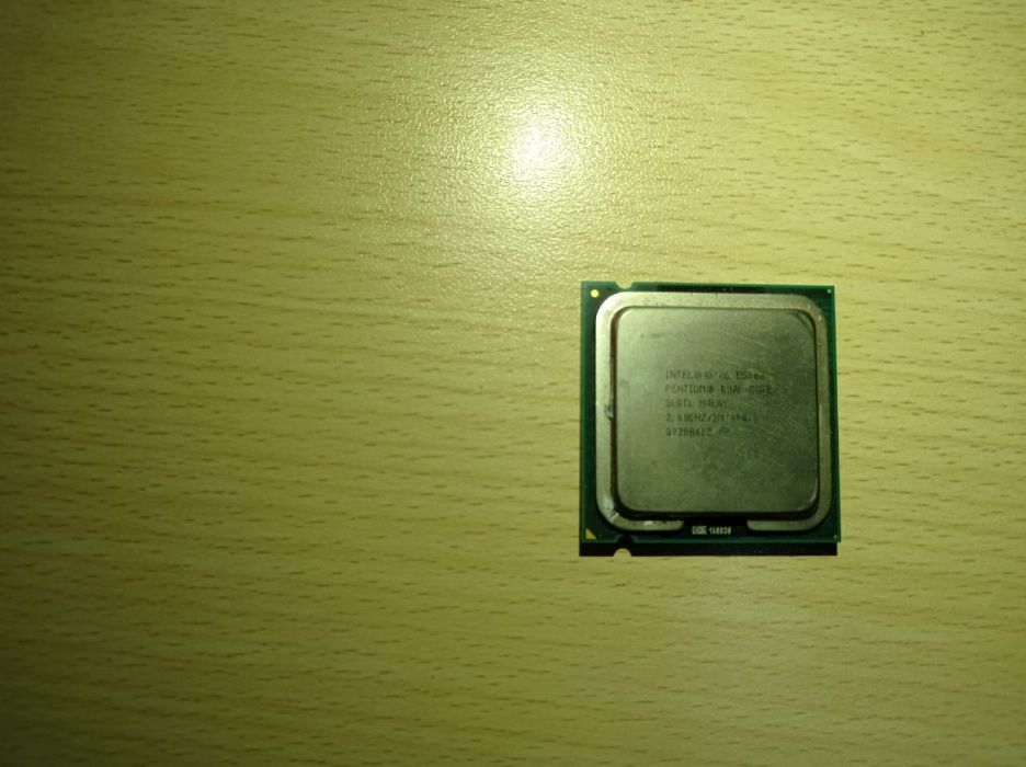 Процессор Pentium Dual-Core E5300