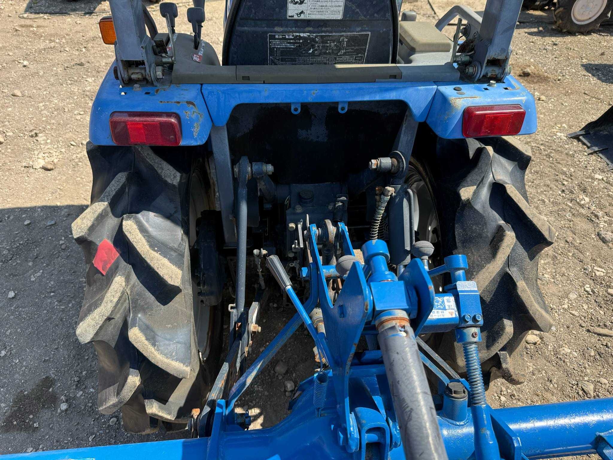 Трактор ISEKI TF223 4x4