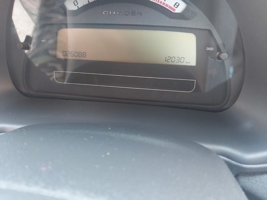 Vând Citroen c3 30.000 km