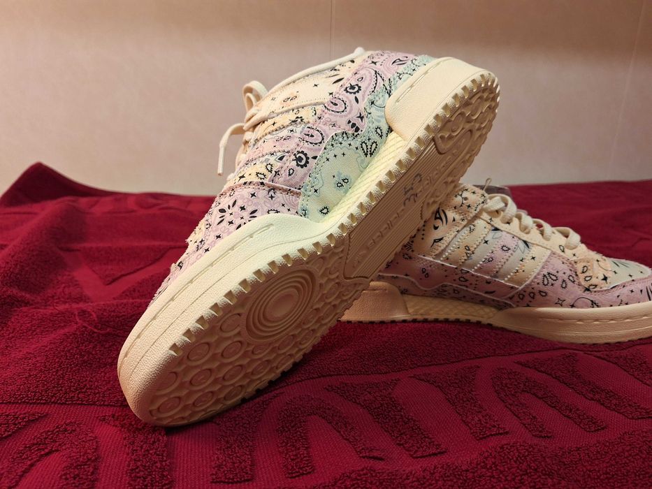 Чисто нови дамски маратонки Adidas Forum 84 LOW CL