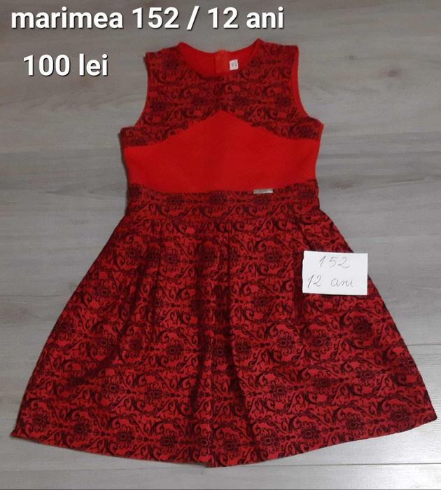 Rochii roșii de copii