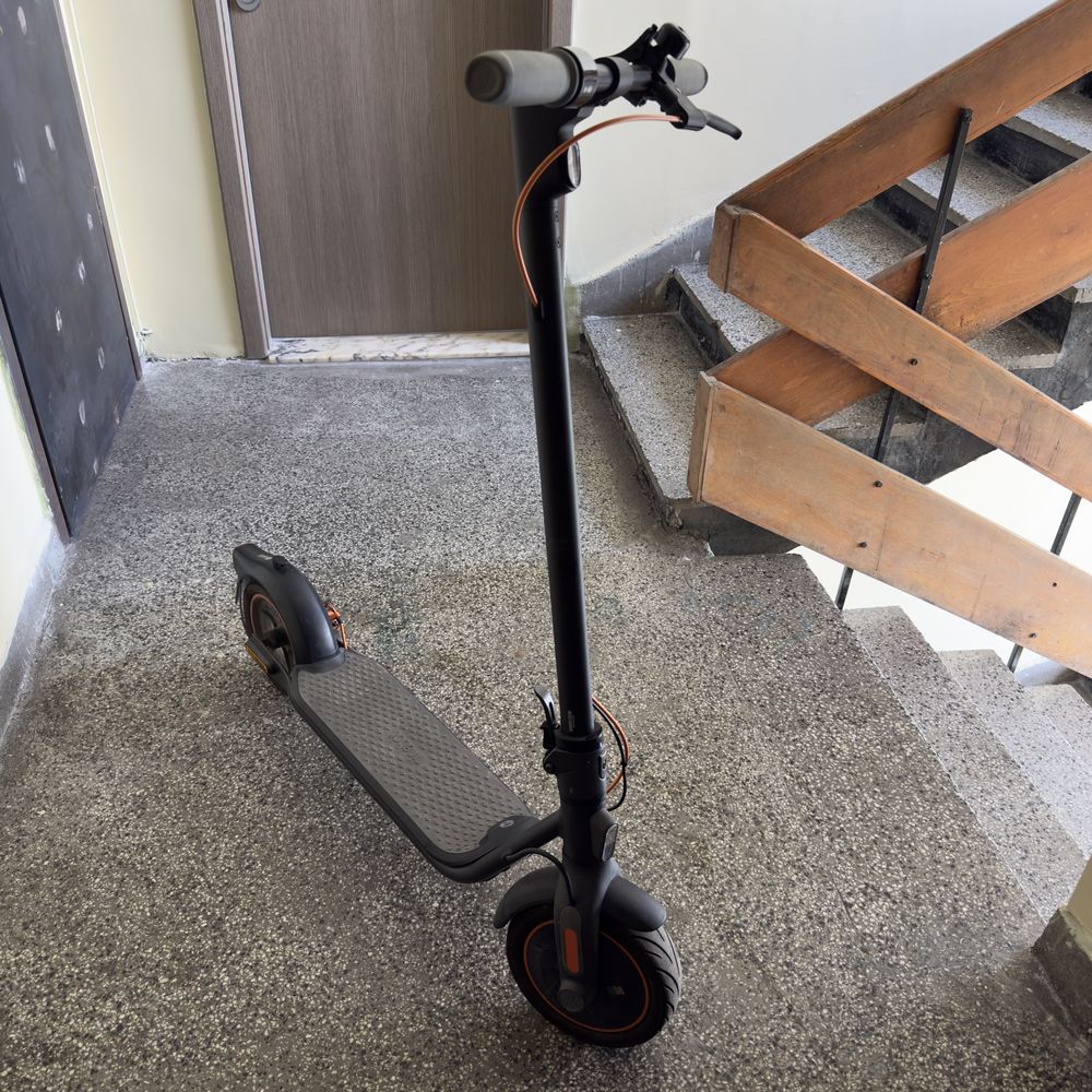 Електрическа тротинетка Ninebot F40E Segway