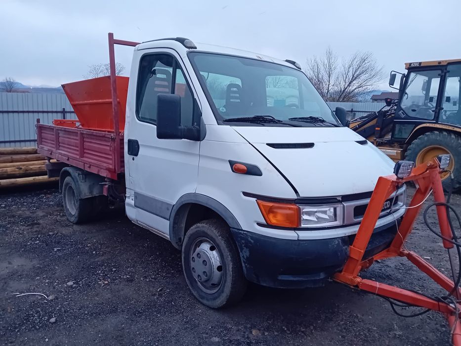 Vand sărăriță si lamă de zapada