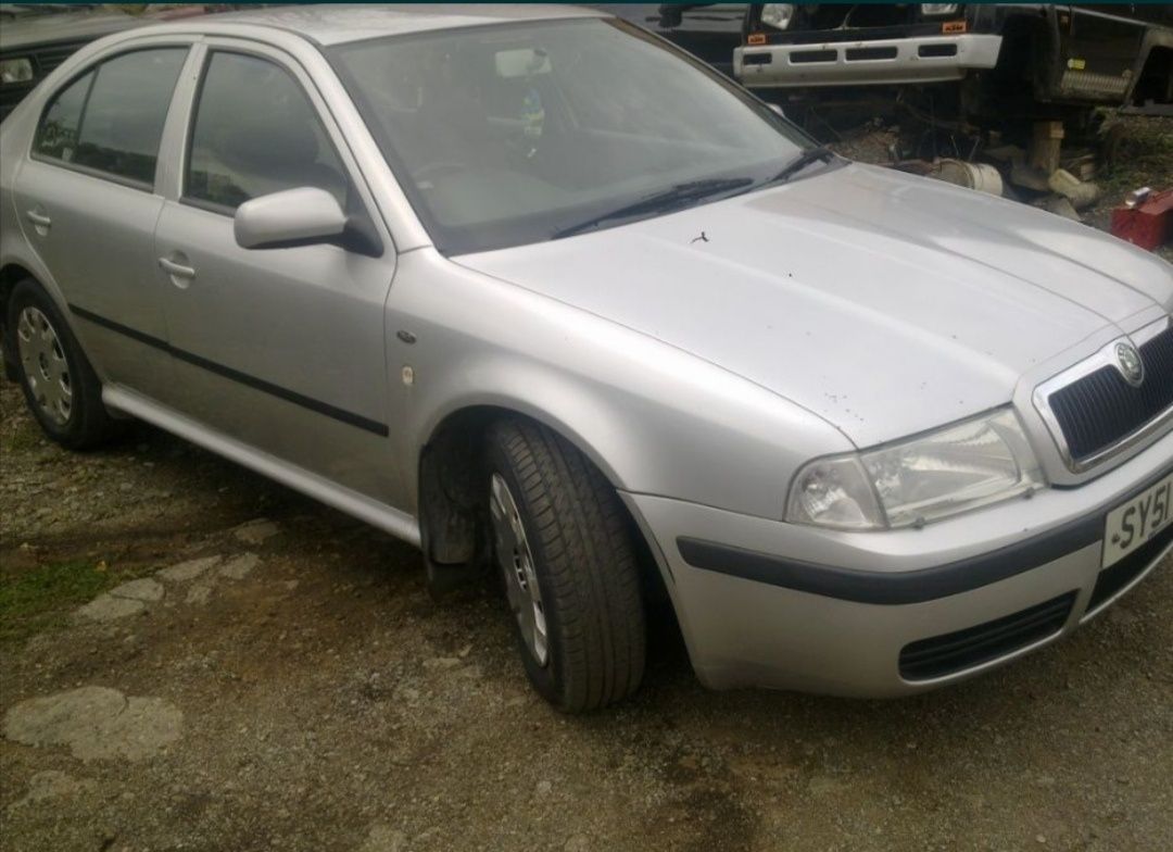 Aripa spate stanga dreapta skoda octavia 1 / tour 1.9 tdi alh asv asz