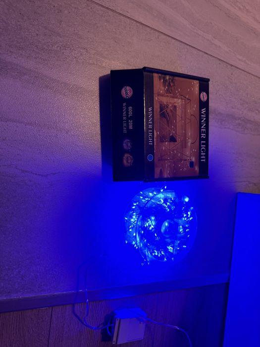 Instalatie pom de Craciun