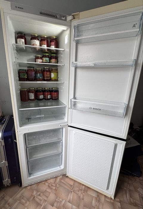 Продам холодильник Bosch