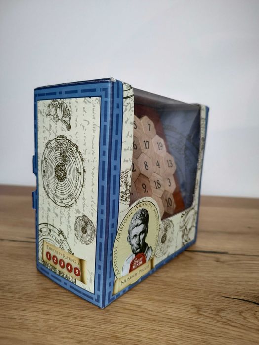Логическа игра - дървен 3D пъзел - цифрите на Аристотел