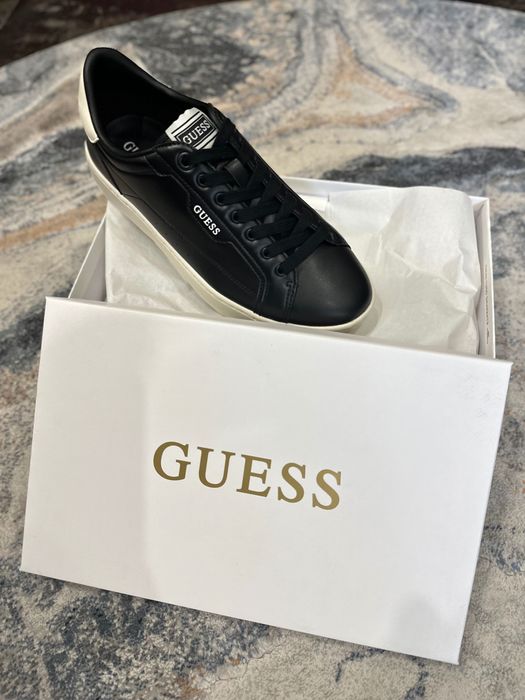 Нови кецове Guess Vinci