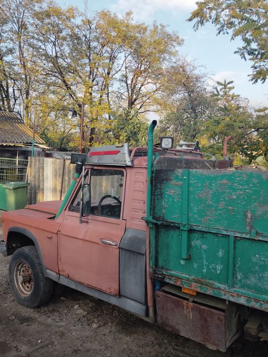 Vând auto ARO carosat