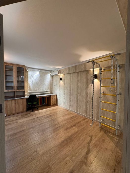 Ц-6 , Джентельмен ПАБ метро Минор