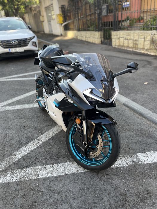 CFMOTO 675 SR-R 2025