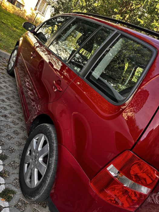 Vand vw touran .