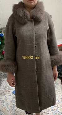 Все по 5000 тнг. Продам дешево женские пальто. Размер 44-46.