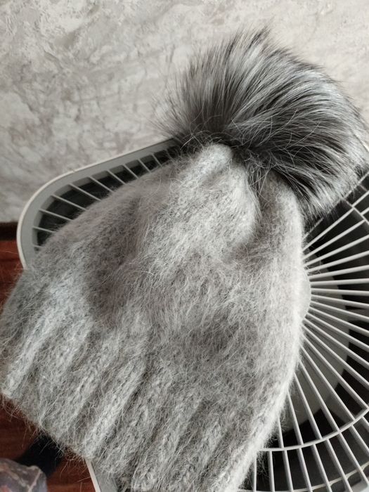 Шапка ангорв ручная работа ,новая