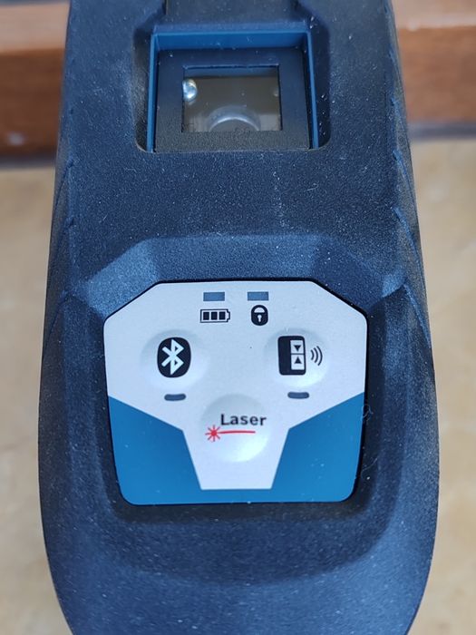 Nivela laser cu linii în cruce,, Bosch Professional Gcl 2-50 c