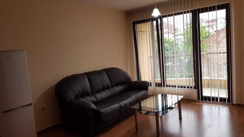Дава се под наем Двустаен апартамент в София, Редута - 72 кв.м за 561 € - Снимка #1
