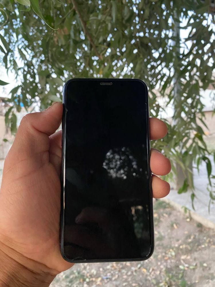 Iphone 11 pro.
