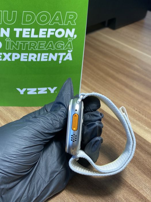 Apple Watch Ultra / 49 mm / GPS / Sapphire Crystal|