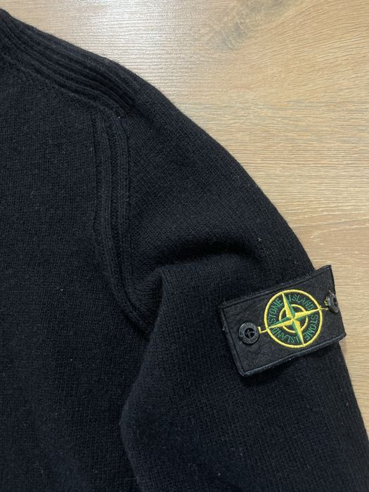 Stone Island оригинален вълнен пуловер М