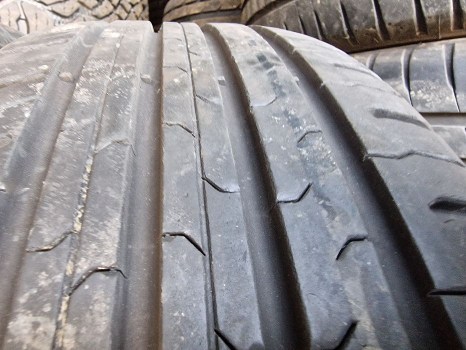 Anvelope 215/60R17 marca Continental