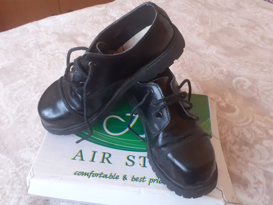 Knightsbridge мъжки кожени обувки / кубинки 43 номер