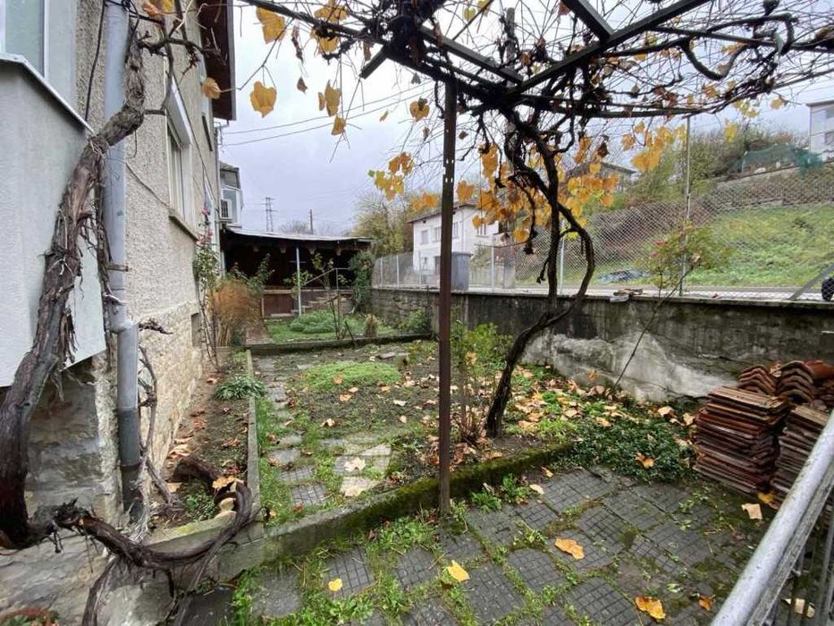 Продава къща гр. Плачковци