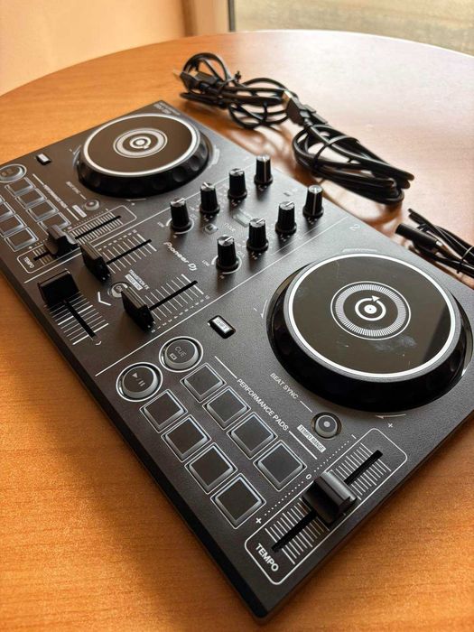 DJ Контролер PIONEER DDJ-200