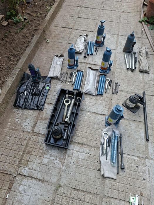 Бусови крикове и комплекти