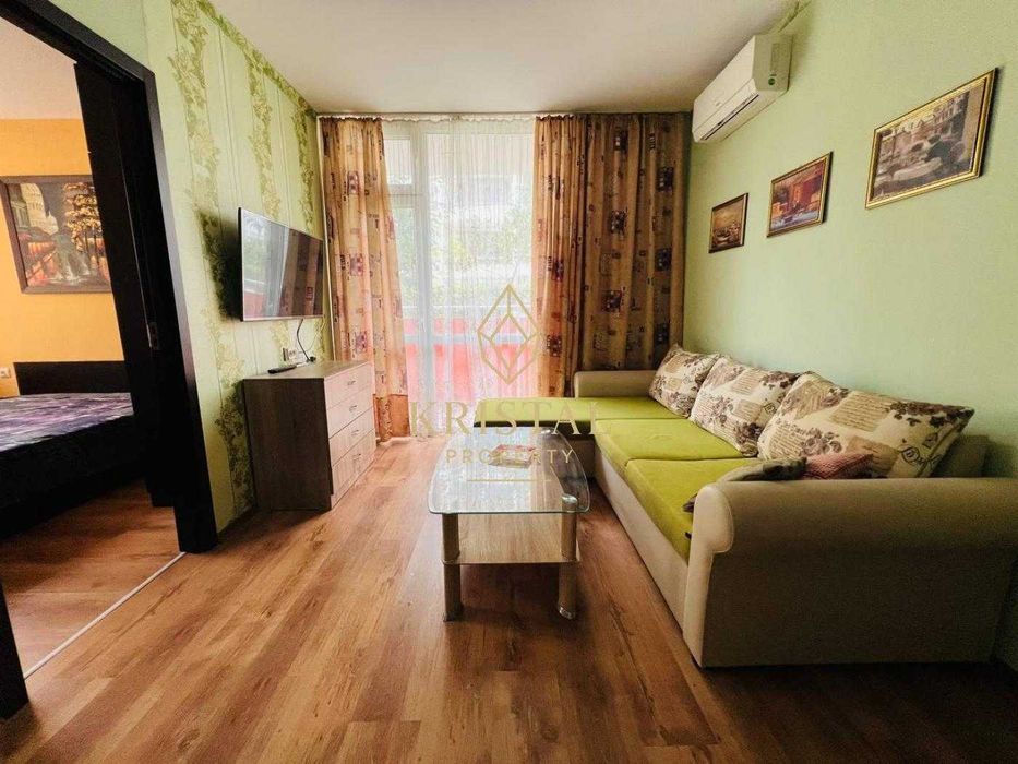 Продава се Двустаен апартамент в к.к. Слънчев бряг - 40 кв.м за 1700 €/кв.м - Снимка #1