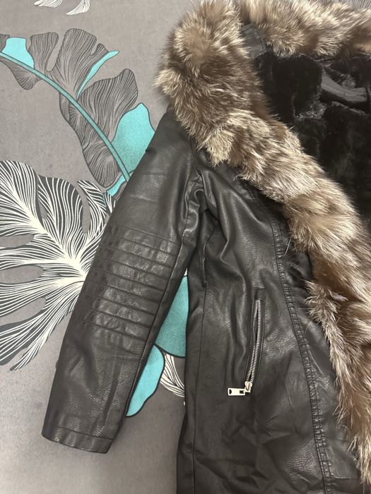 Дамско кожено яке дълго с яка от лисица естествен пух