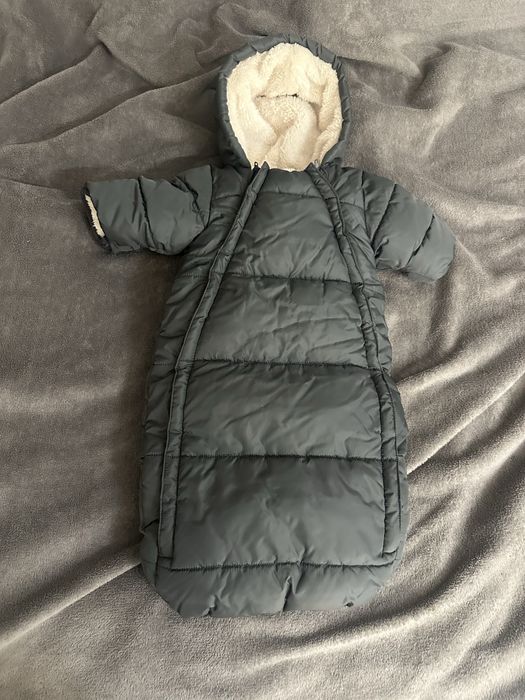 Бебешки ватиран гащеризон (космонавт)-2 бр