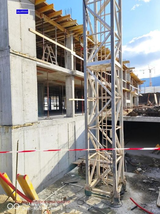 Продава се Многостаен апартамент в София, Малинова долина - 280 кв.м за 1209 €/кв.м - Снимка #2