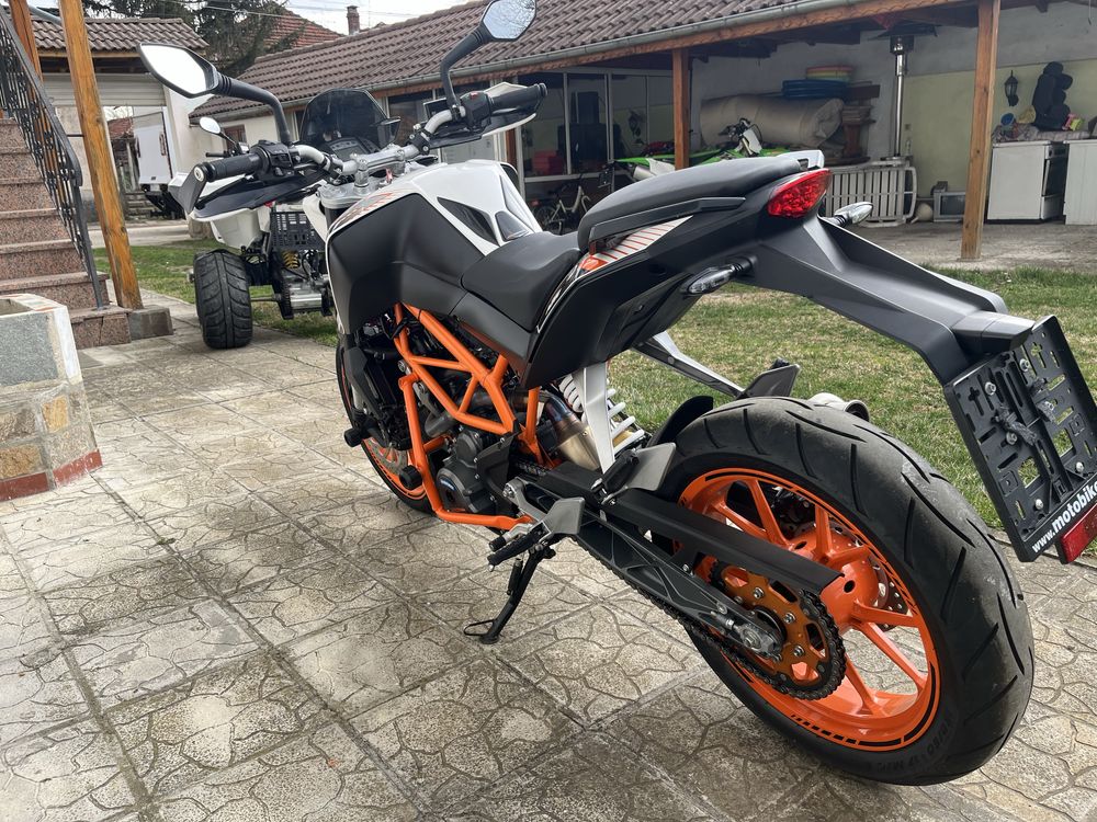 KYM DUKE 390cc 4tempi