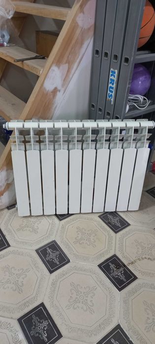 Продаётся батарея би металл б/у 1 сезон, свежая исправная