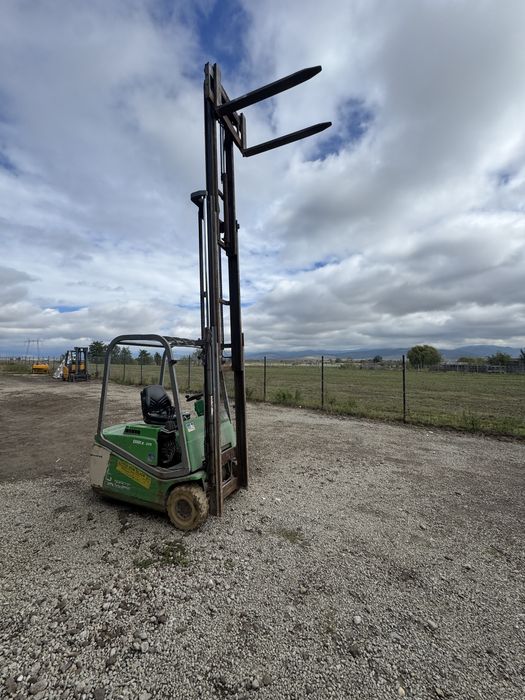 Stivuitor cesab electric