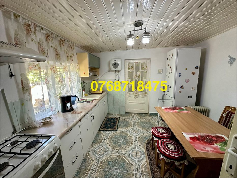 Casa + teren de vanzare in Obrejita, jud.Vrancea